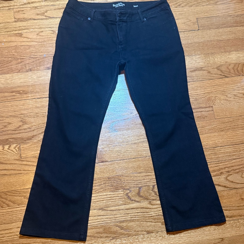 Elegant Black Flare Jeans